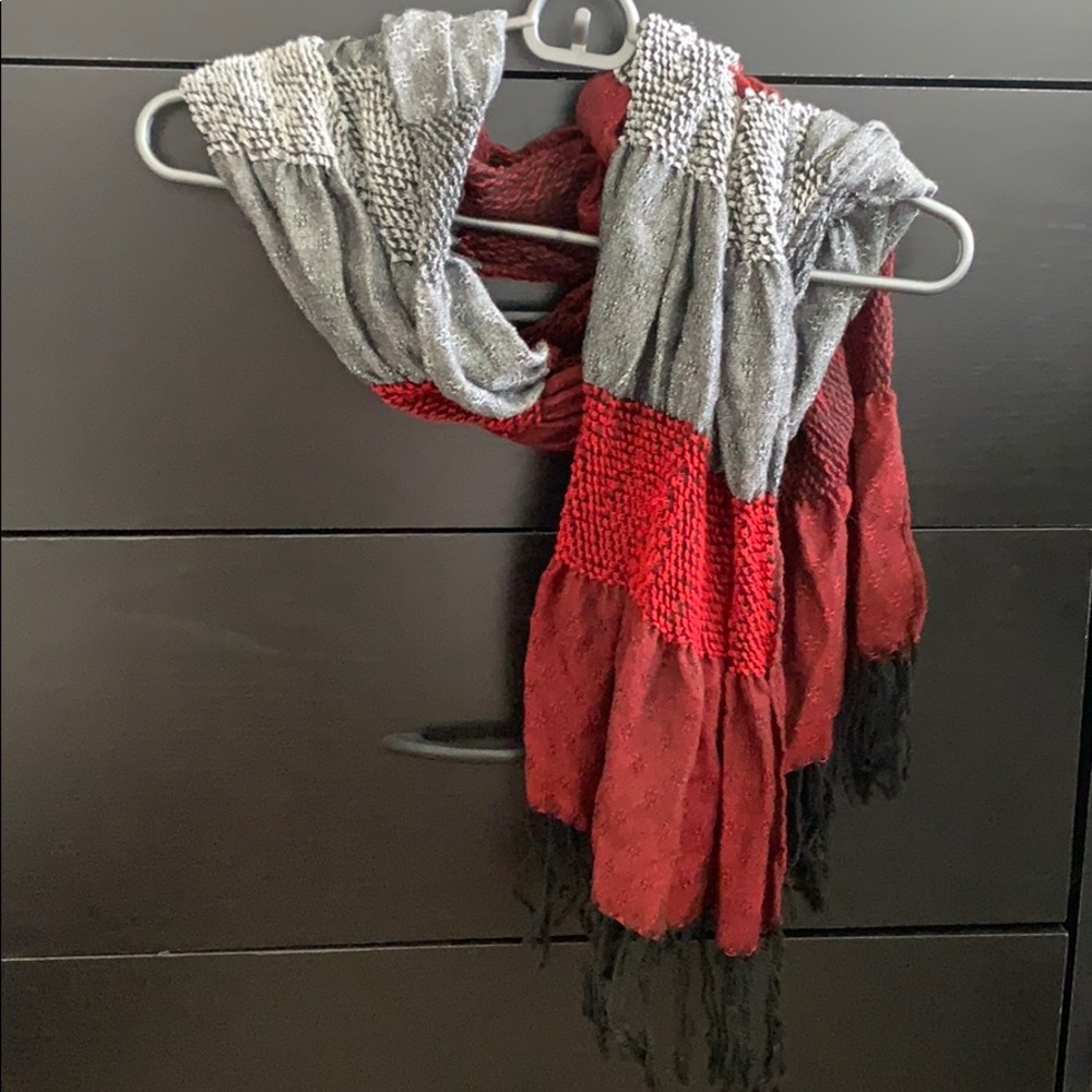 Textured Scarf